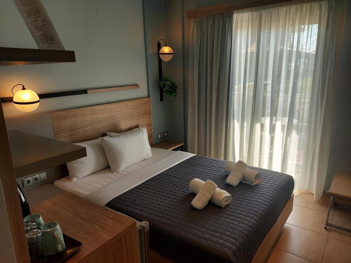 Hotel Epavlis Eleftheriadi Paralía エクステリア 写真