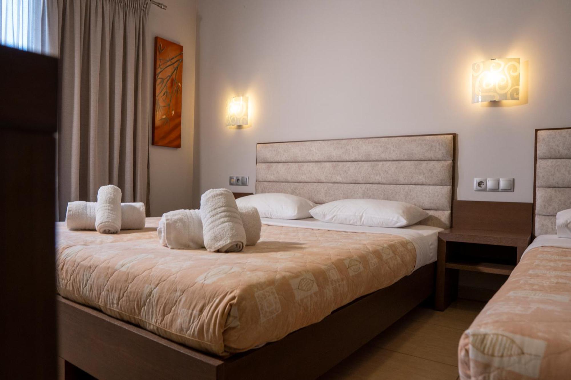 Hotel Epavlis Eleftheriadi Paralía エクステリア 写真