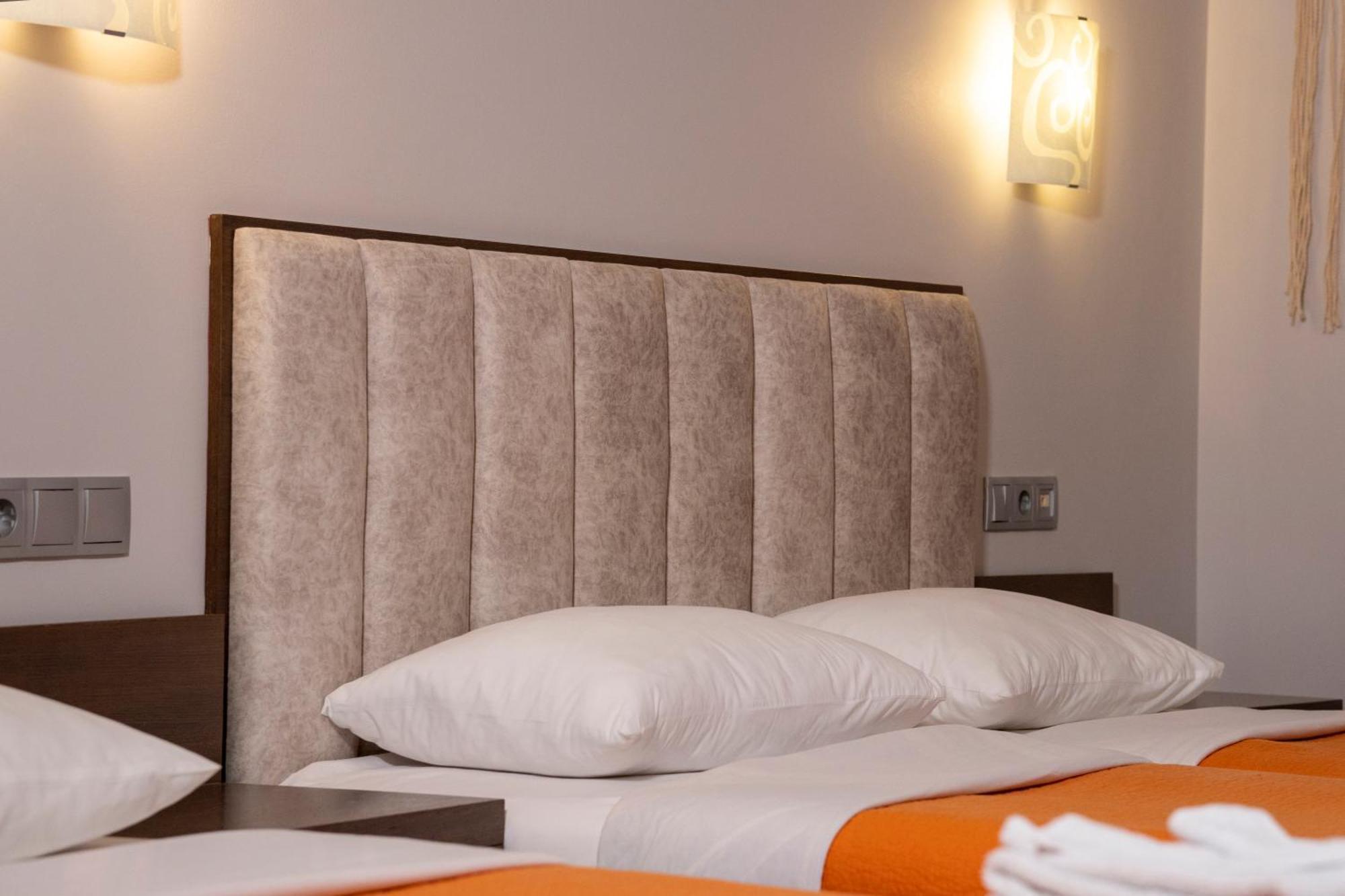 Hotel Epavlis Eleftheriadi Paralía エクステリア 写真