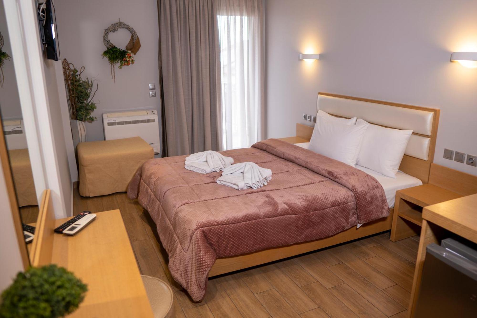 Hotel Epavlis Eleftheriadi Paralía エクステリア 写真