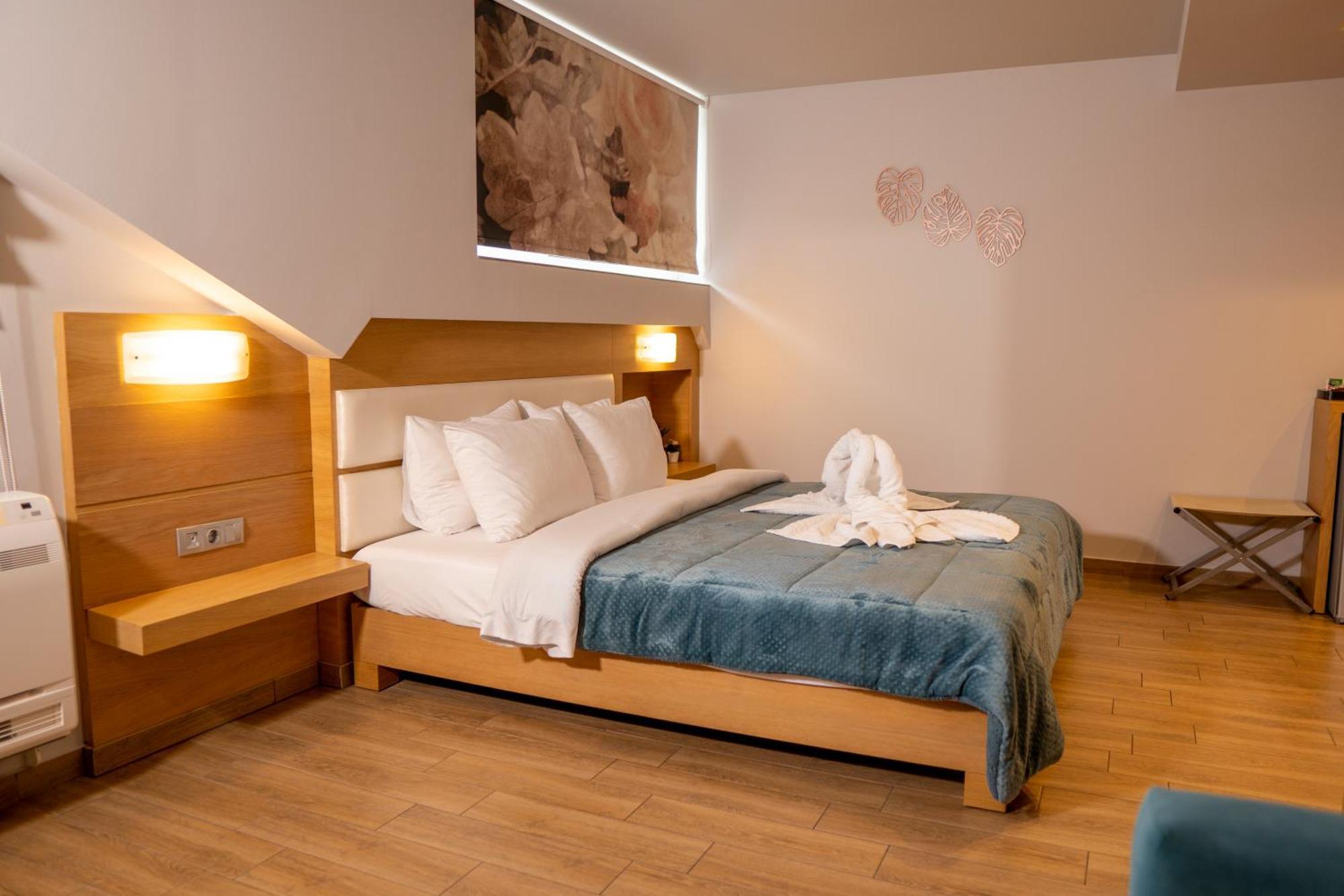 Hotel Epavlis Eleftheriadi Paralía エクステリア 写真