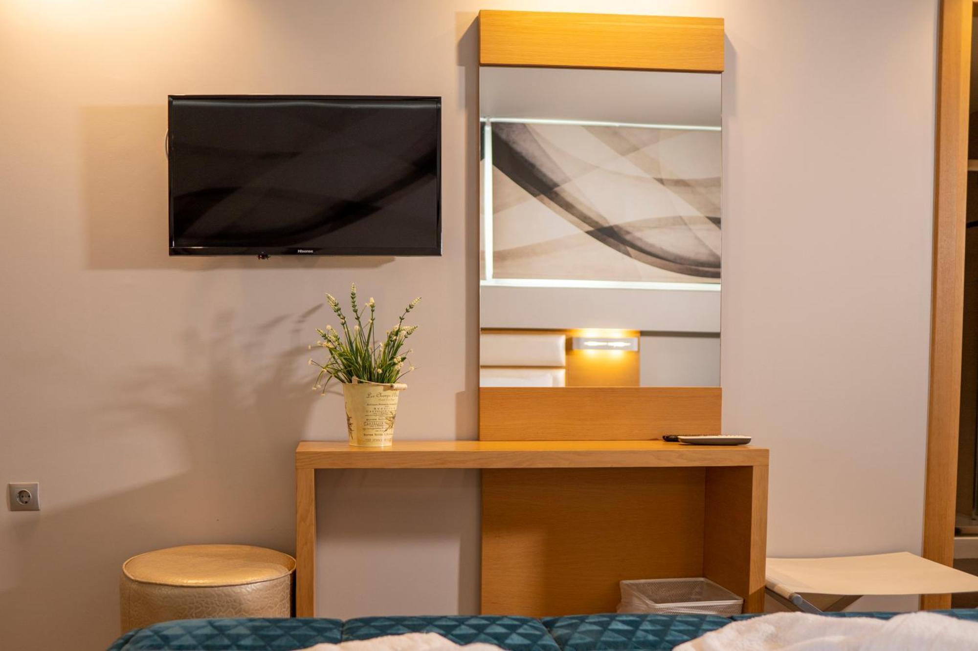Hotel Epavlis Eleftheriadi Paralía エクステリア 写真