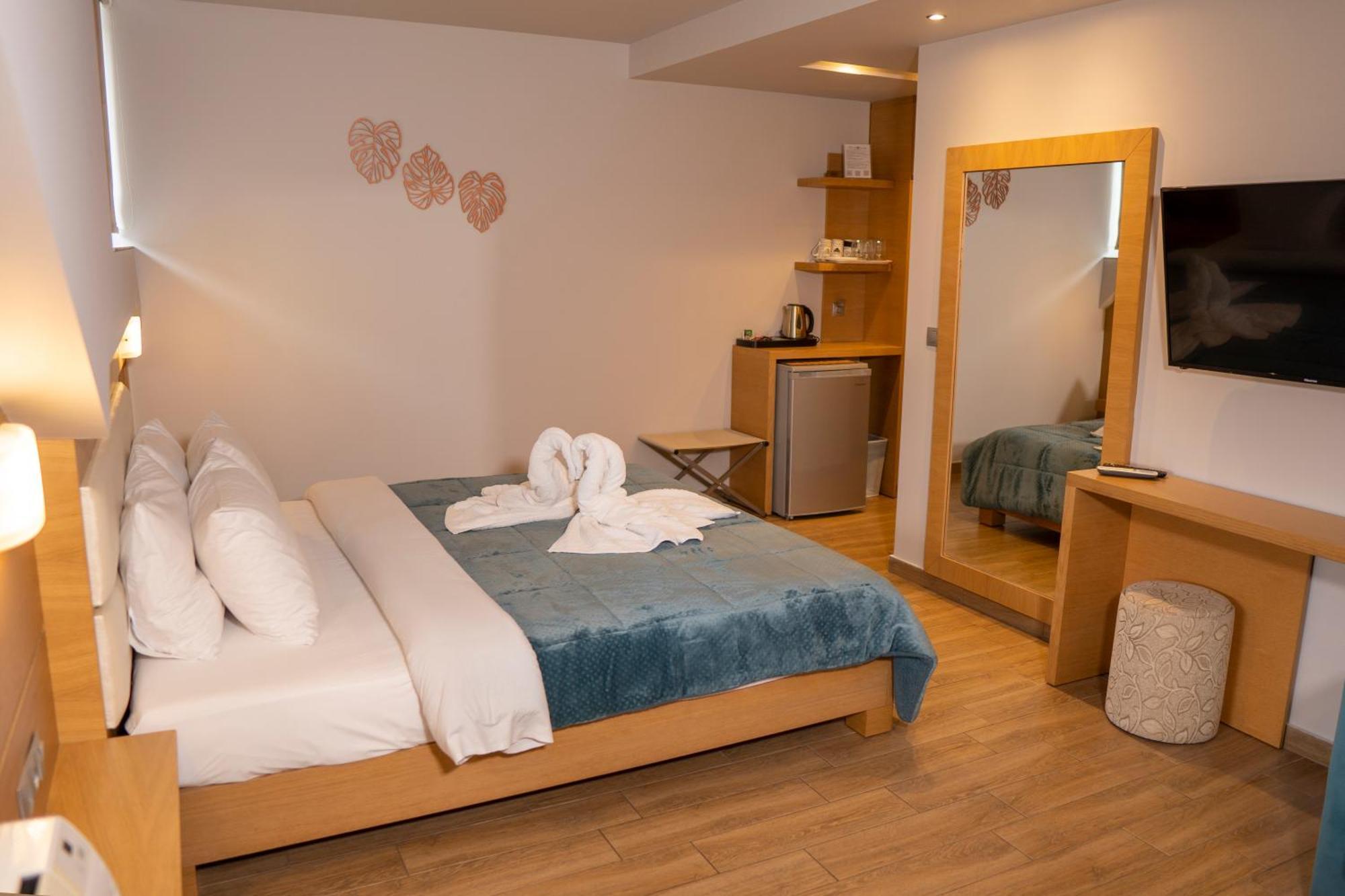 Hotel Epavlis Eleftheriadi Paralía エクステリア 写真